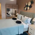 Central Lux Apartments