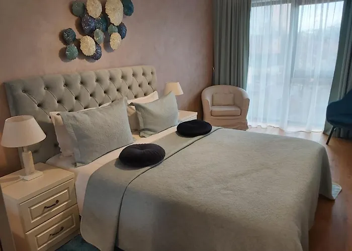 Central Lux Apartments